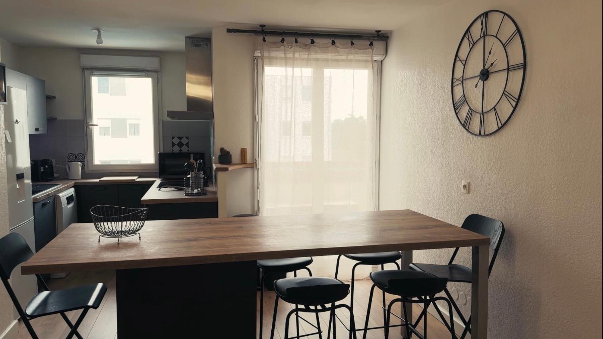 T3 Apartment